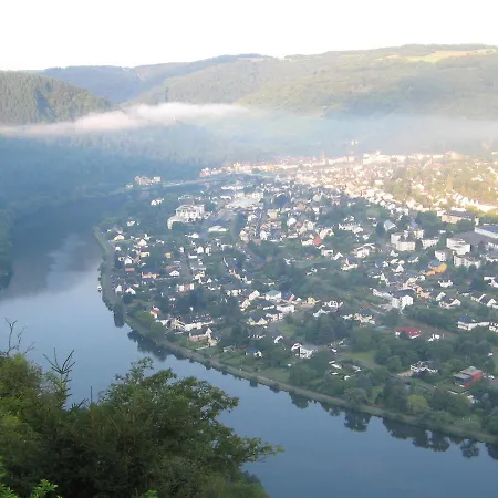 Beate Gensich شقة